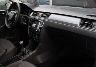 Подержанный автомобиль Skoda Rapid Liftback 2019 года (7 фото)