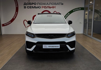 Подержанный автомобиль Geely Tugella 2024 года (2 фото)