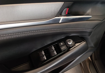 Подержанный автомобиль Mazda 6 Sedan 2021 года (14 фото)