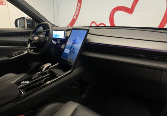 Подержанный автомобиль Geely Cityray 2024 года (7 фото)