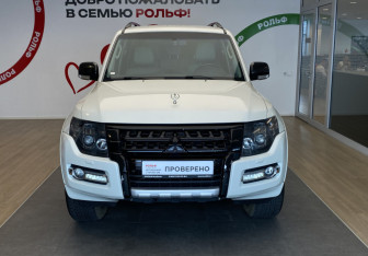 Подержанный автомобиль Mitsubishi Pajero 2019 года (2 фото)