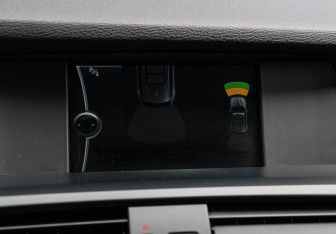 Подержанный автомобиль BMW X3 2012 года (17 фото)