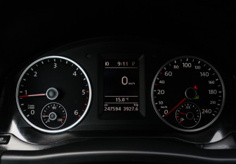 Подержанный автомобиль Volkswagen Tiguan 2013 года (20 фото)