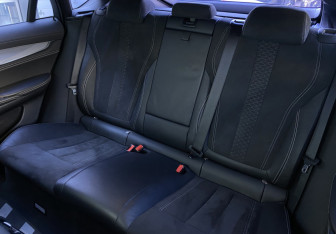 Подержанный автомобиль BMW X6 2017 года (32 фото)