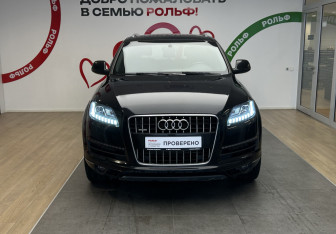 Подержанный автомобиль Audi Q7 2012 года (2 фото)