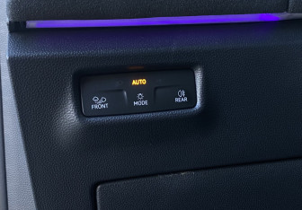 Подержанный автомобиль Volkswagen Tiguan 2025 года (23 фото)