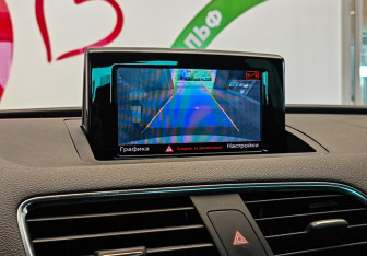 Подержанный автомобиль Audi Q3 2017 года (11 фото)