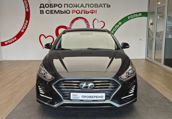 Подержанный автомобиль Hyundai Sonata 2018 года (2 фото)