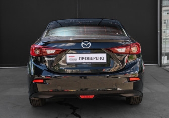 Подержанный автомобиль Mazda 3 Sedan 2015 года (5 фото)