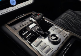 Подержанный автомобиль Tank 500 2023 года (10 фото)