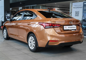 Подержанный автомобиль Hyundai Solaris Sedan 2017 года (6 фото)