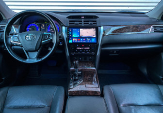 Подержанный автомобиль Toyota Camry Sedan 2015 года (13 фото)