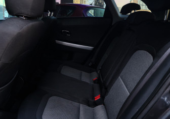 Подержанный автомобиль Kia Ceed Wagon 2017 года (8 фото)