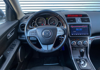 Подержанный автомобиль Mazda 6 Sedan 2007 года (11 фото)