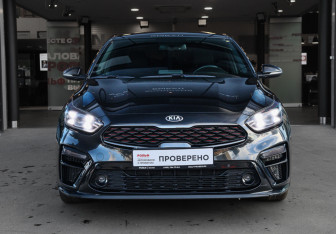 Подержанный автомобиль Kia Cerato Sedan 2020 года (2 фото)