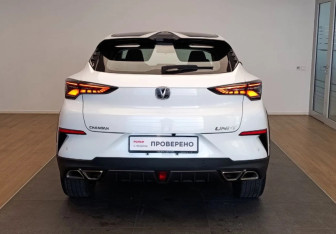 Подержанный автомобиль Changan UNI-T 2023 года (5 фото)