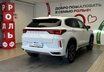 Подержанный автомобиль Exeed LX 2022 года (4 фото)