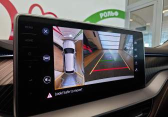 Подержанный автомобиль Skoda Kodiaq 2023 года (10 фото)