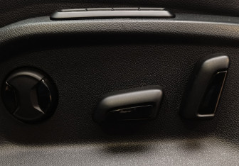 Подержанный автомобиль Volkswagen Tiguan 2018 года (13 фото)