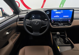 Новый Lexus ES 2025 (7 фото)