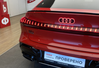 Подержанный автомобиль Audi A5 Liftback 2025 года (7 фото)