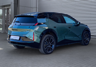 Подержанный автомобиль Zeekr X 2023 года (5 фото)