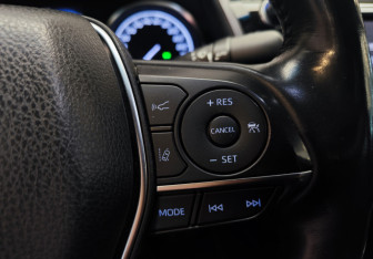 Подержанный автомобиль Toyota Camry Sedan 2018 года (9 фото)
