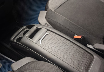 Подержанный автомобиль Citroen C4 Picasso 2017 года (18 фото)