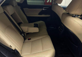 Подержанный автомобиль Lexus RX 2021 года (8 фото)