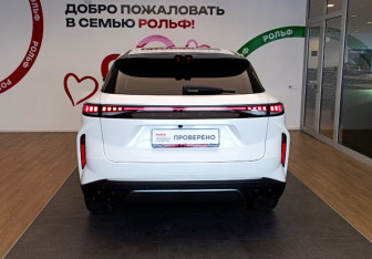 Подержанный автомобиль Exeed RX 2023 года (5 фото)