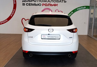 Подержанный автомобиль Mazda CX-5 2018 года (5 фото)