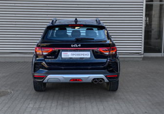 Подержанный автомобиль Kia Rio Hatchback 2021 года (6 фото)