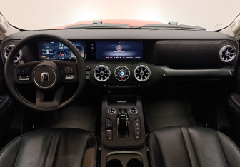 Подержанный автомобиль Tank 300 2024 года (13 фото)