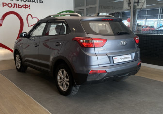Подержанный автомобиль Hyundai Creta 2018 года (6 фото)