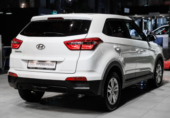 Подержанный автомобиль Hyundai Creta 2019 года (4 фото)