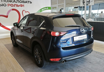 Подержанный автомобиль Mazda CX-5 2020 года (6 фото)