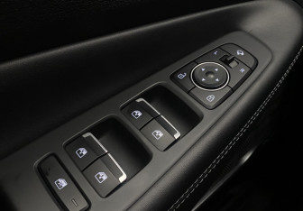 Подержанный автомобиль Hyundai Santa Fe 2021 года (14 фото)