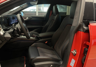 Подержанный автомобиль Audi A5 Liftback 2025 года (31 фото)
