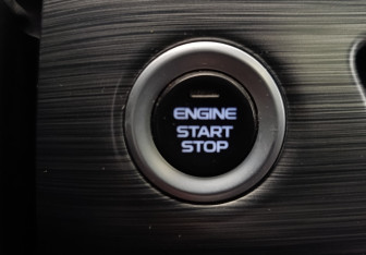 Подержанный автомобиль Geely Tugella 2022 года (22 фото)