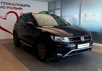 Подержанный автомобиль Volkswagen Tiguan 2019 года (3 фото)