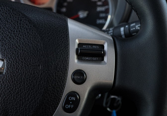 Подержанный автомобиль Nissan X-Trail 2008 года (18 фото)