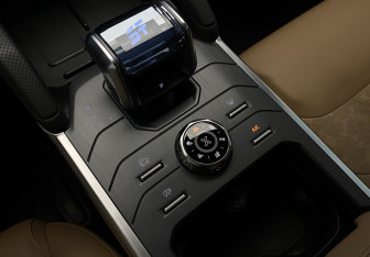 Подержанный автомобиль Jetour T2 2024 года (19 фото)
