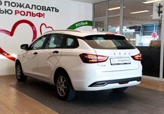 Подержанный автомобиль LADA (ВАЗ) Vesta Wagon 2023 года (6 фото)