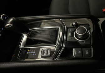 Подержанный автомобиль Mazda CX-5 2018 года (13 фото)