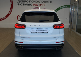 Подержанный автомобиль Chery Tiggo 8 Pro 2021 года (5 фото)