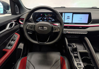 Подержанный автомобиль Geely Coolray 2023 года (24 фото)