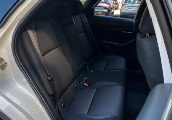 Подержанный автомобиль Mazda CX-30 2021 года (10 фото)