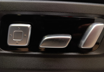 Подержанный автомобиль Tank 500 2023 года (16 фото)