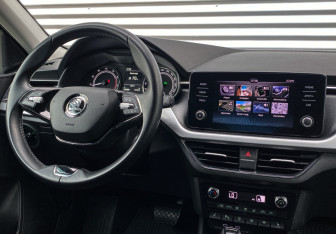 Подержанный автомобиль Skoda Rapid Liftback 2020 года (12 фото)