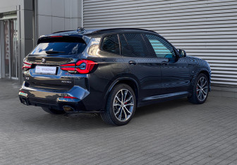 Подержанный автомобиль BMW X3 2021 года (5 фото)